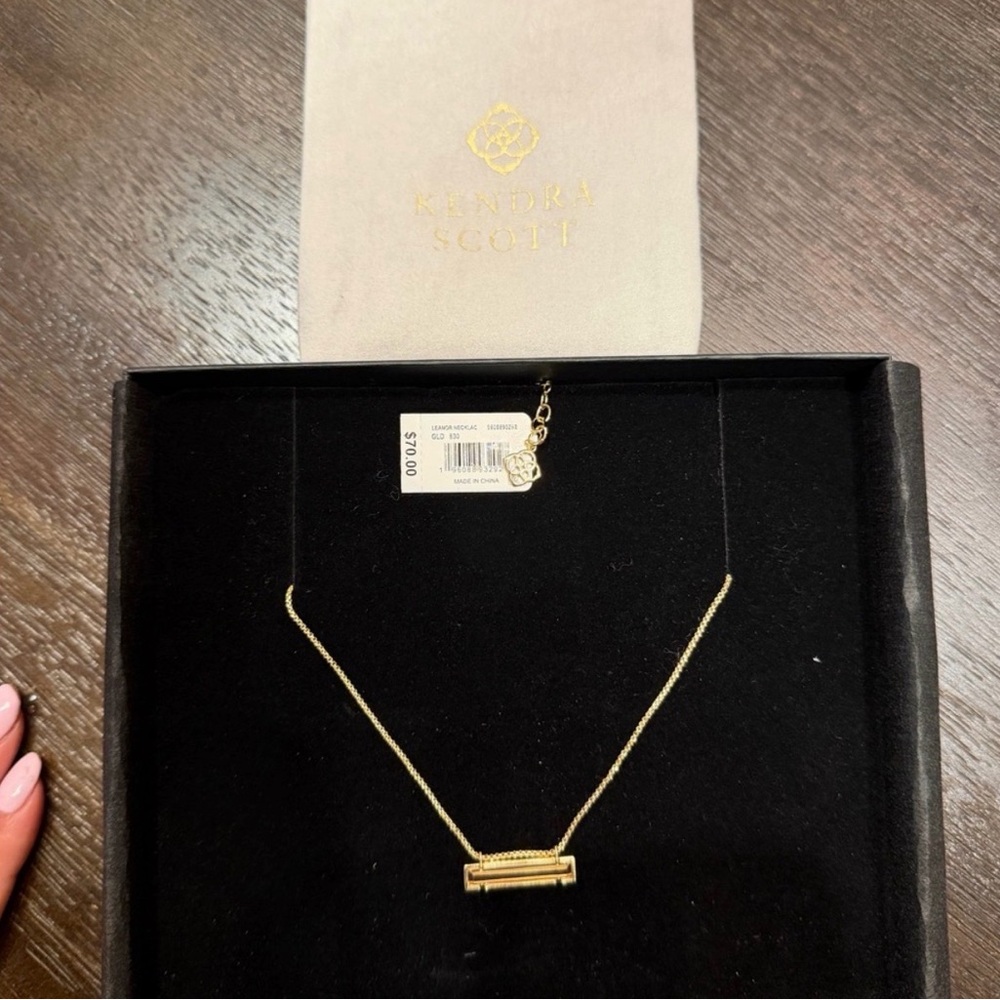 Kendra Scott Gold Bar Necklace